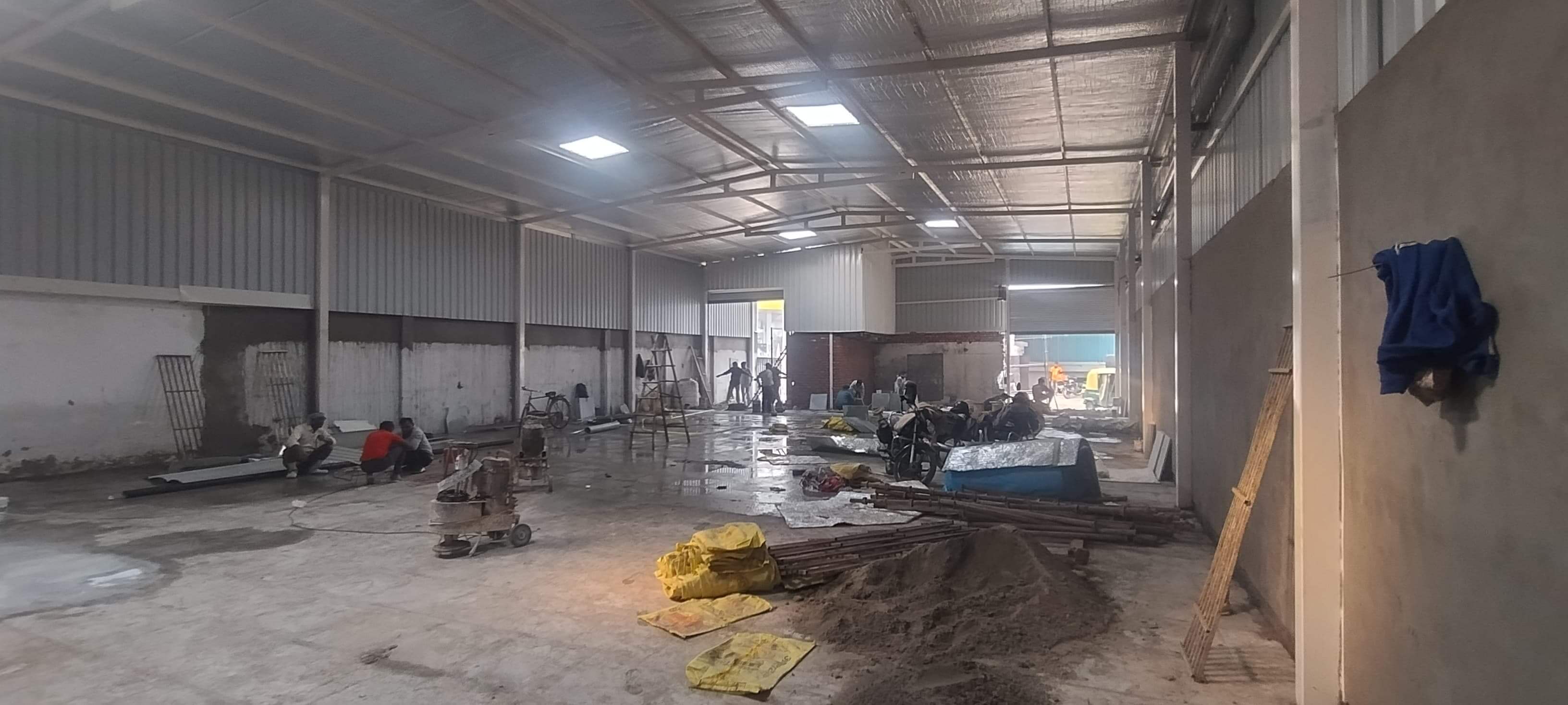 Big Basket Warehouse